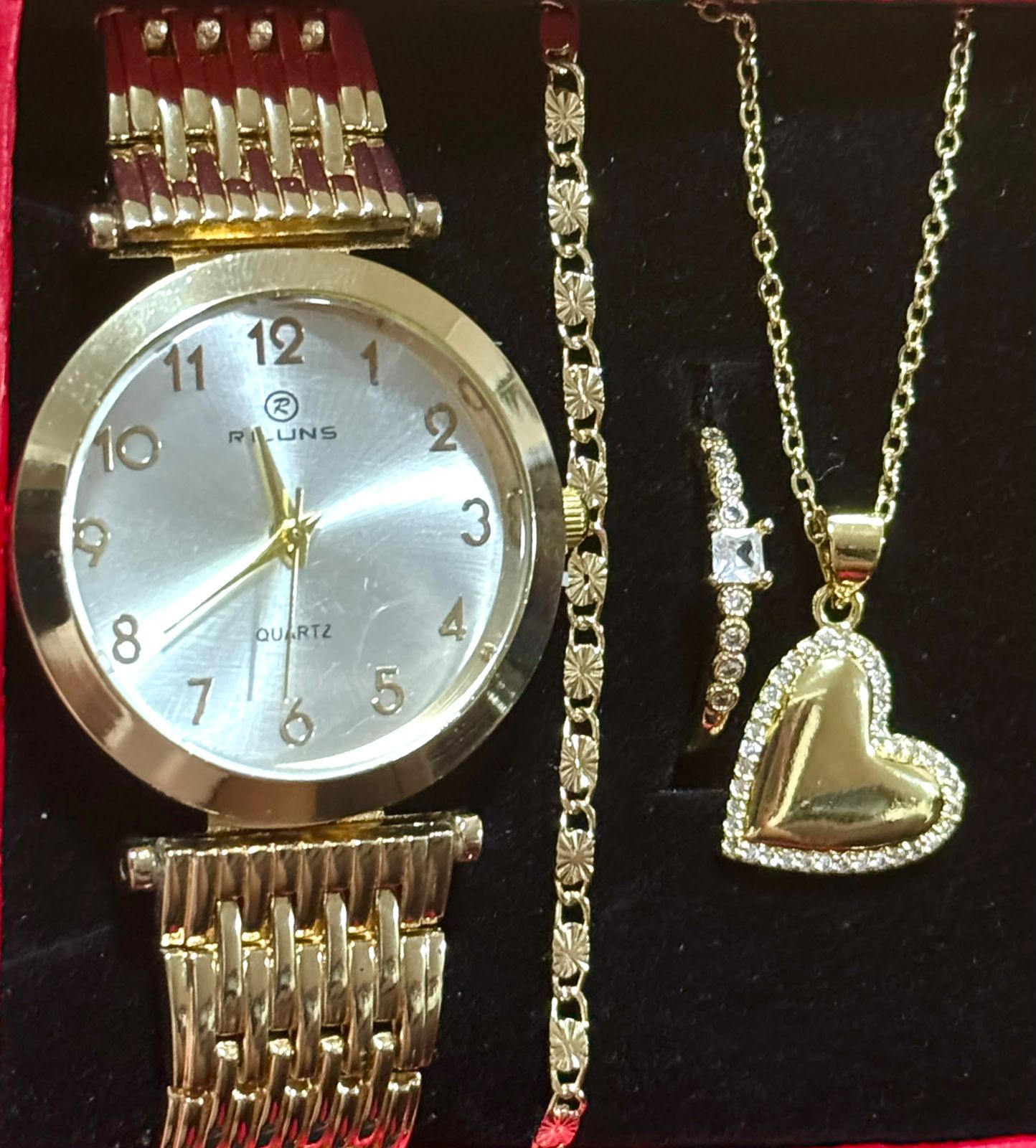 SET 4 EN 1 VALENTIN PARA MUJER